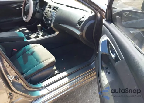 2014 Nissan Altima 2.5 Sv z USA, uszkodzony, nr VIN 1N4AL3AP1EC152003